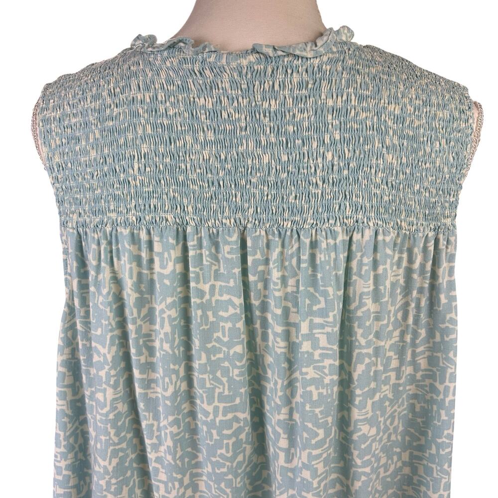 Ava & Viv Top Size 3X Light Blue White Smocked Rayon Cottage Boho Ruffle Blouse - Picture 6 of 11